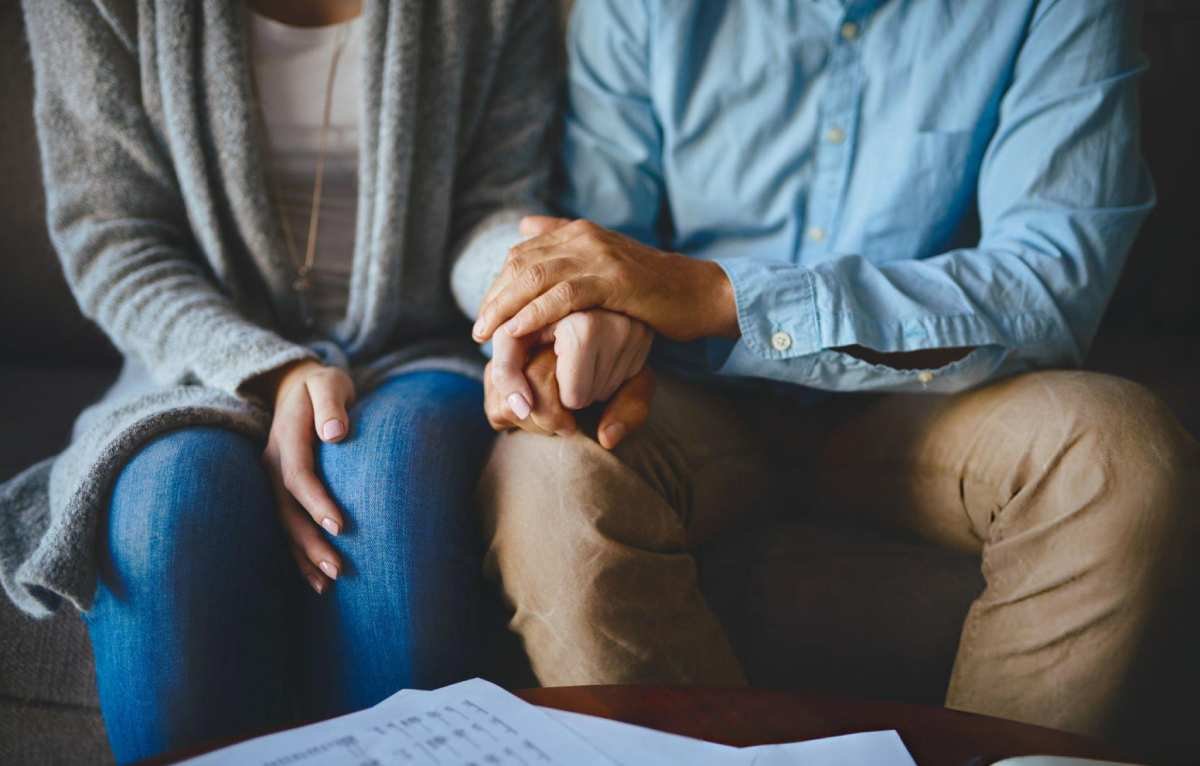 couple-support-each-other