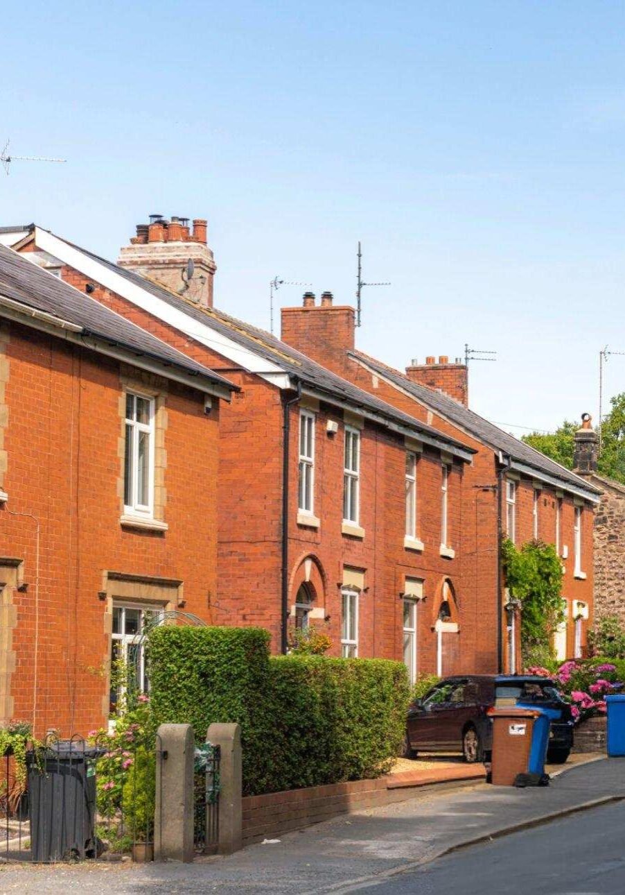 traditional-english-village-houses
